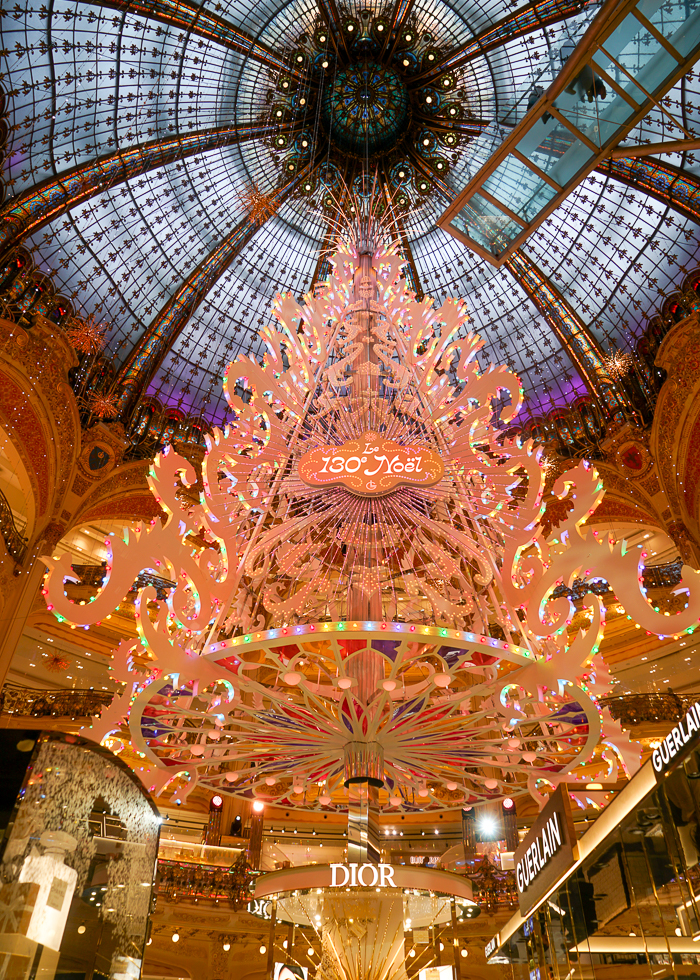 ギャラリー・ラファイエットでパリのクリスマス | O'Bon Paris | Easy